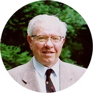 Fred Hoyle