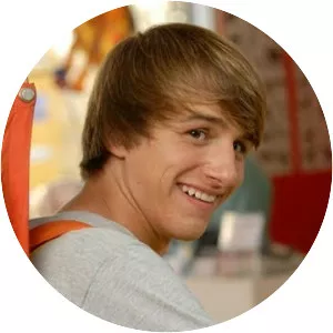 Fred: The Movie - 2010 ‧ Romance/Adventure ‧ 1h 23m