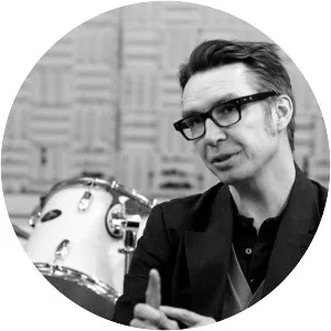 Frédéric Lo - Musical artist