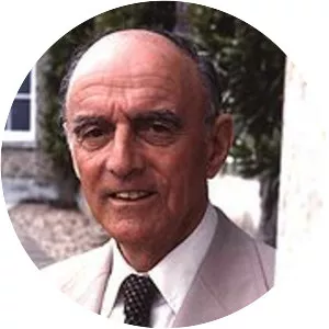 Frederick Gordon‑Lennox, 9th Duke of . . .