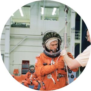 Frederick W. Leslie - American scientist