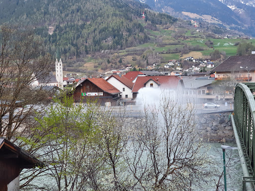Freiwillige Feuerwehr Prutz - Fire station in Prutz, Austria