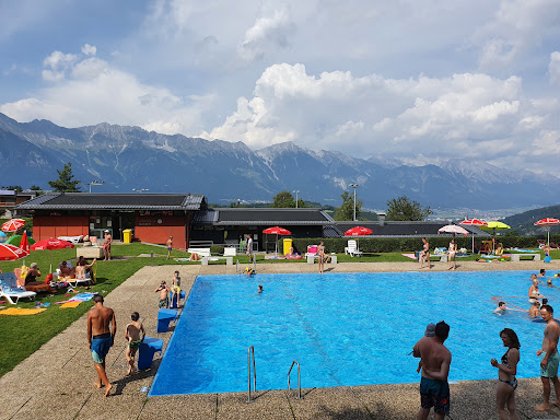 Freizeitzentrum Mutters - Outdoor swimming pool in Austria