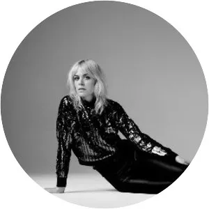 Frida Hyvönen - Swedish singer