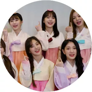 Fromis 9