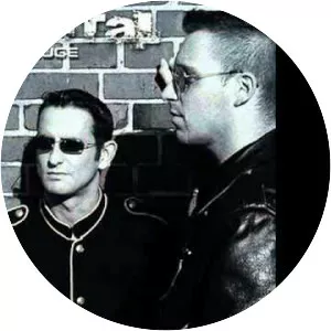 Frontal - Musical group