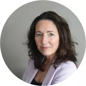 Frouke Arns - Author