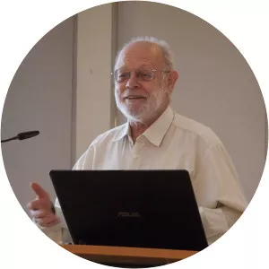 Frowald Gil Hüttenmeister - German author