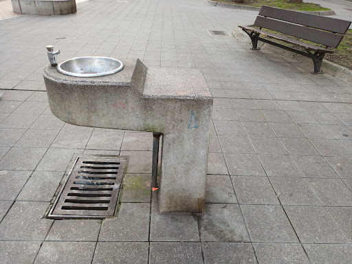 Fuente de Agua Potable Parque de el Cerillero