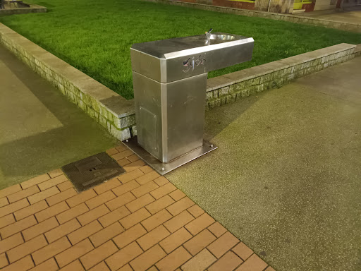 Fuente de Agua Potable Parque del Cura Bardales