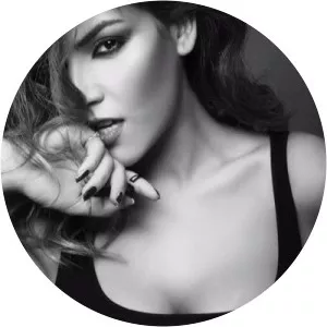 Funda Kılıç - Singer