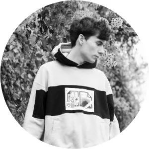 G Jones & Bleep Bloop Musician