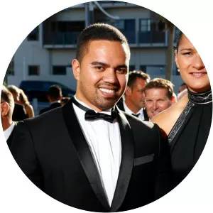 Gabriel Price - Valerie Adams' husband