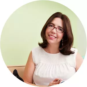 Gabriela Pereira - Author