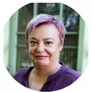 Gabriela Schmoll - Actress