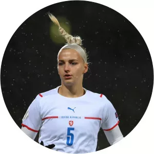 Gabriela Šlajsová - Football player