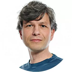 Gabriele Camera - Economist