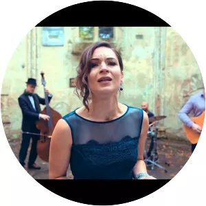 Gabrielle Ducomble - Singer