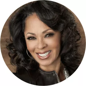 Gail Buckley - American journalist ‧ Lena Horne's daughter