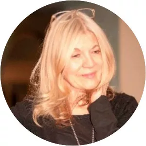 Gail Vanstone - Author