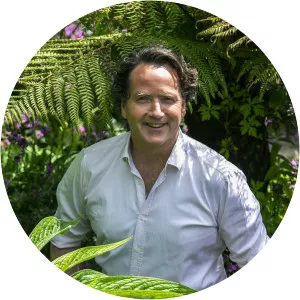 Gardening Together with Diarmuid GavinSince 2020