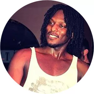 Gardy Fury - Singer-songwriter