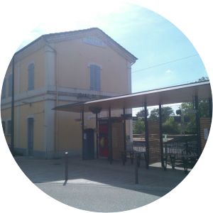 Gare de Sérézin