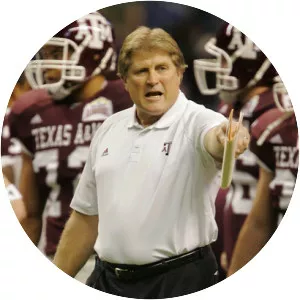 Gary Darnell - American football player