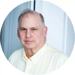 Gary G. Greenfield - Executive