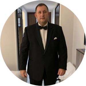 Gary Holian - Writer