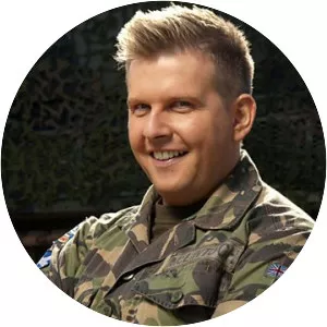 Gary: Tank Commander - Sitcom