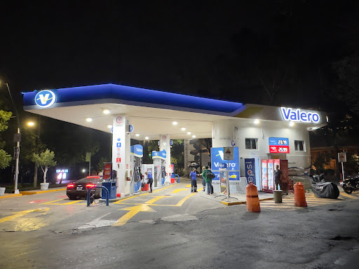 Gasolinera Valero CDMX