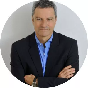 Gavin Esler - Chancellor of the University of Kent