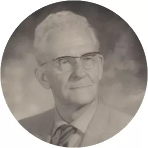 Gaylord DuBois - American writer