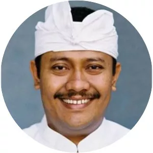 Gde Sumarjaya Linggih