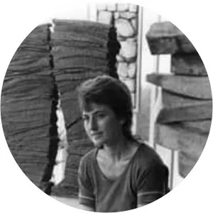 Gedula Ogen - Israeli sculptor