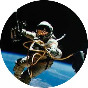 Gemini 4 - Space flight