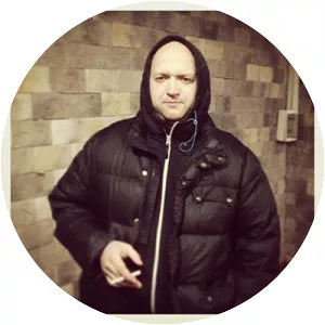 dj navvy gena grom - Musical artist