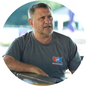 Gene Mills photograph