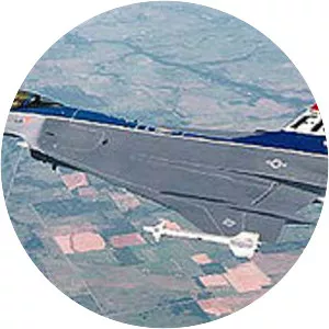 General Dynamics F-16XL