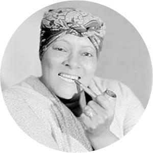 Georgette Harvey - American singer