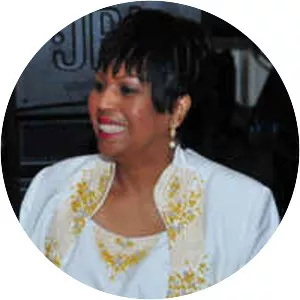 Georgia Dobbins - Singer