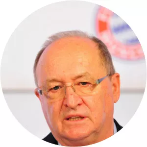 Gerhard Oswald photograph