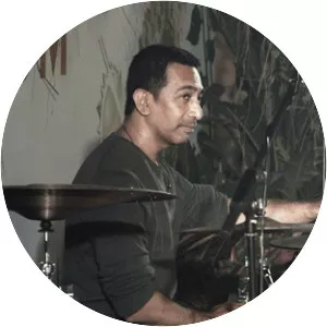 Gerry Herb - Musical artist