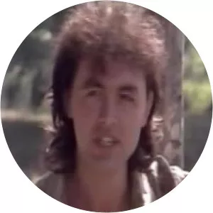 Gëzim Çela - Musical artist