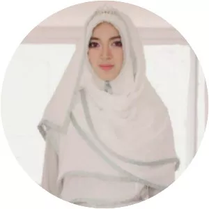 Ghefira Nur Fatimah - Abdullah Gymnastiar's daughter