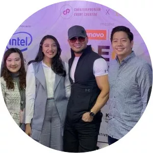 Gia Putri Wirjawan photograph