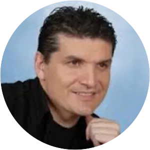 Giannis Kapsalis - Musical artist