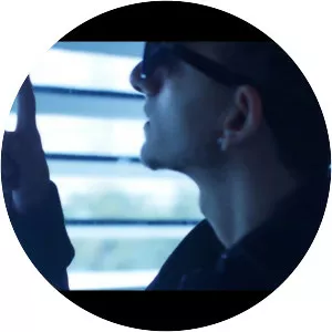 Giant Joe - Musical artist