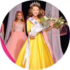 Giavanna Lyerly - TV personality